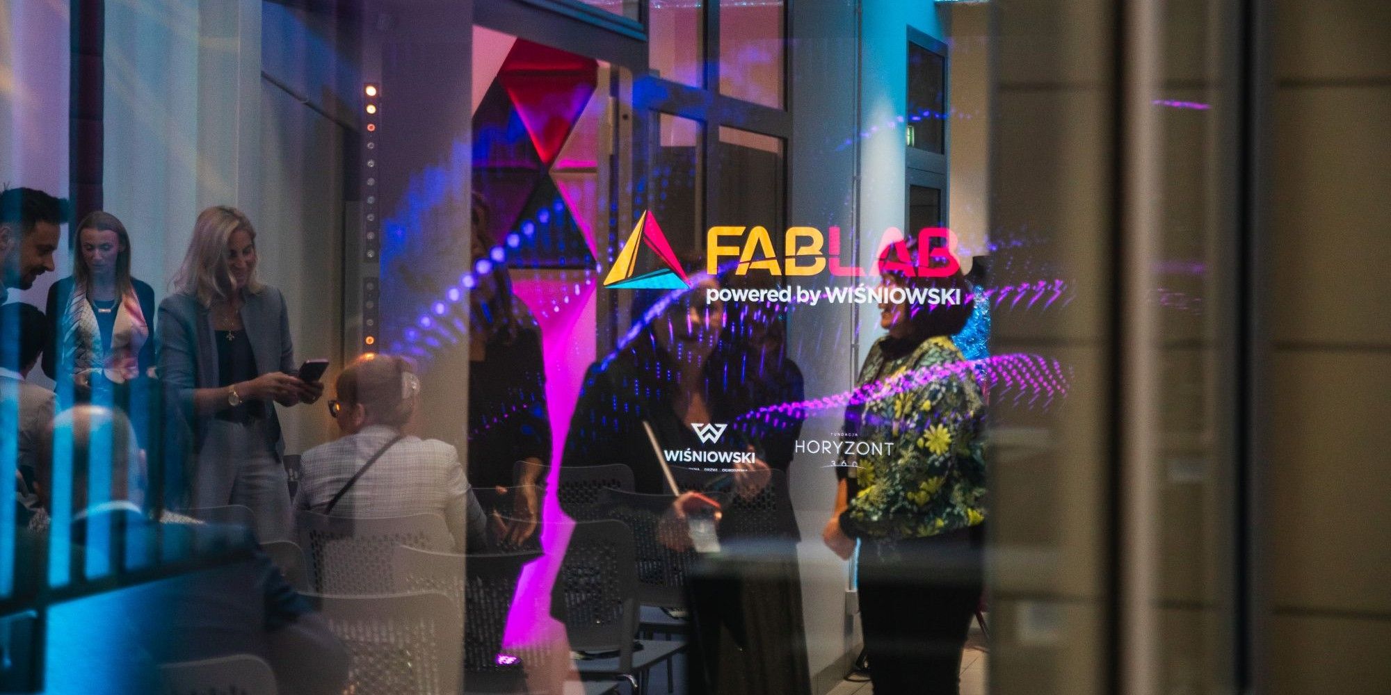 FabLab powered by WIŚNIOWSKI otwarty! Miejsce przyszłości dostępne już dziś