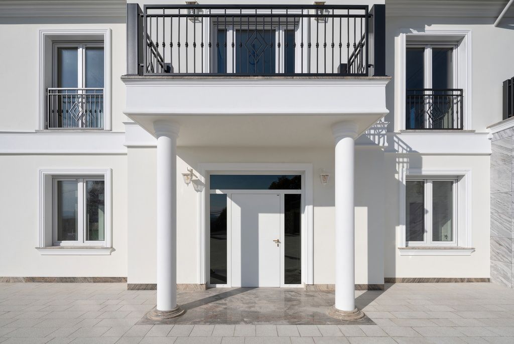 PVC-Fenster oder Aluminiumfenster – welche Lösung ist die richtige?