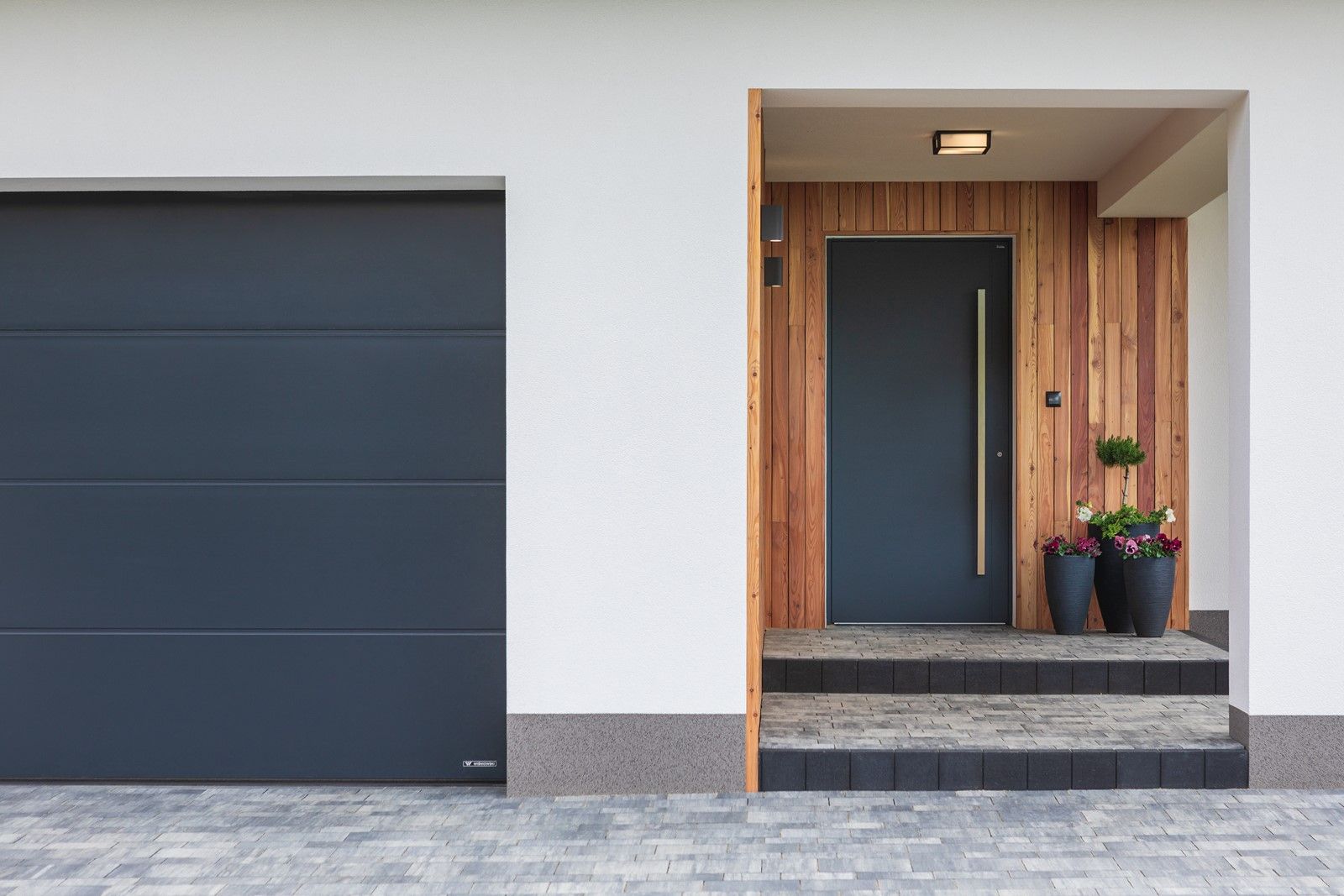 UniTherm garage door; CREO door