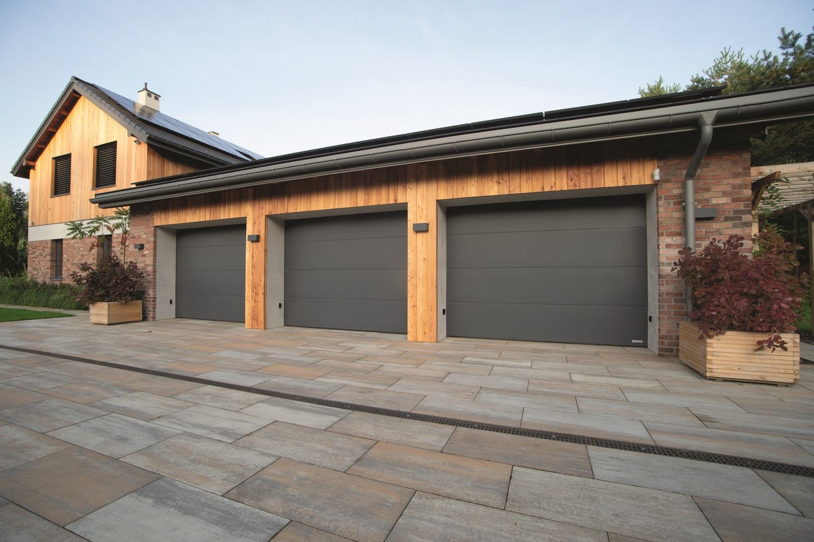 PRIME sectional garage doors